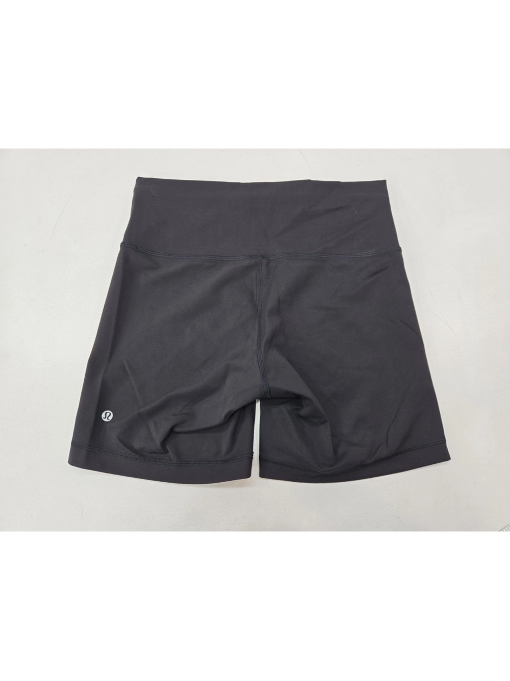 Lululemon Wunder Train High Rise Shorts 6" Inseam Black W7BESS Size 10 Womens